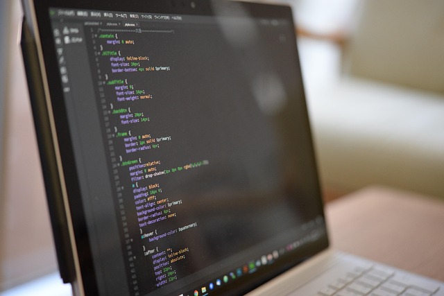 Pentingnya Logging dan Monitoring dalam Pengembangan Aplikasi